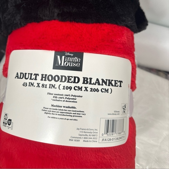 Adult Plush Hooded Blanket Jacket Minnie Mouse 43 x 81 Inches New - Picture 4 of 4